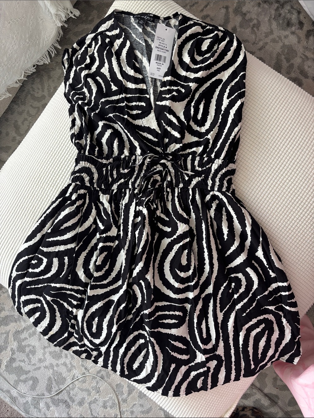 New! Sam and Jess sleeveless dress. Size petite medium.